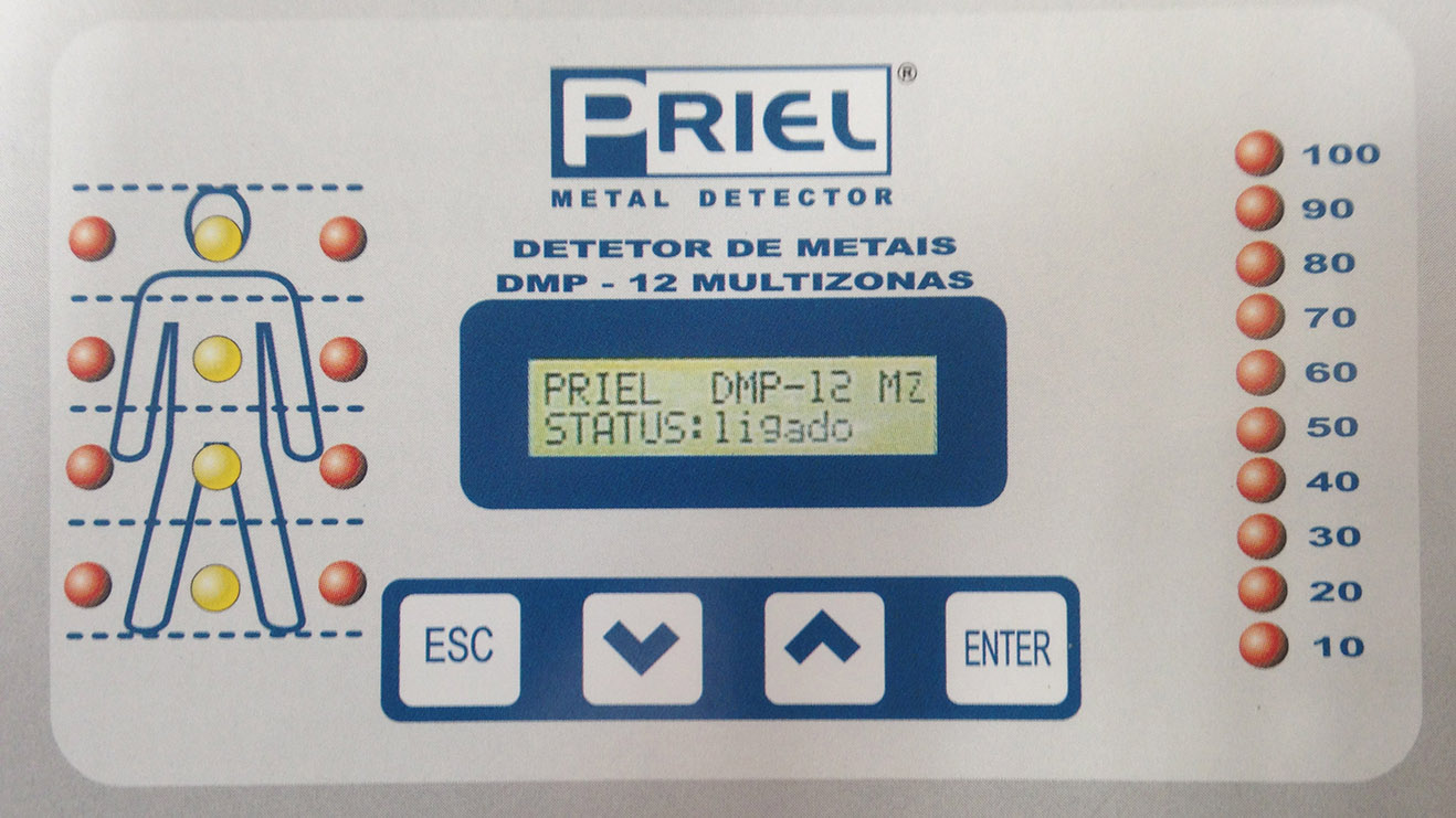 Foto: Detector de Metal Portal DMP-12/MZ